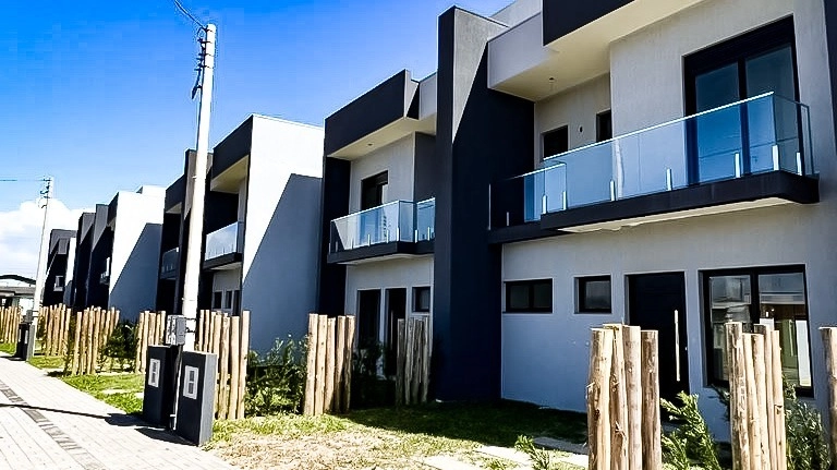 SOBRADO DECORADO ACONCHEGANTE - COSTERO: 1ª foto da galeria de imagens do imóvel