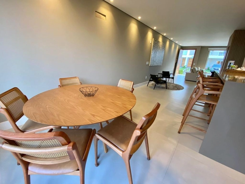 Linda Casa 4 Dormitórios no Murano!: 17ª foto da galeria de imagens do imóvel