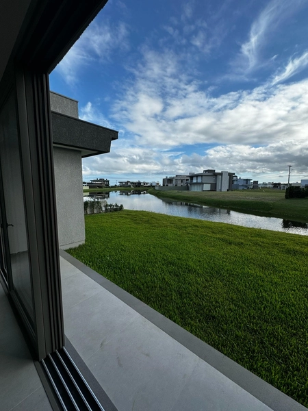 CASA COM 4 SUITES- COSTA SERENA: 5ª foto da galeria de imagens do imóvel