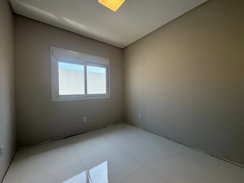 CASA ALTO PADRÃO 3 DORMITÓRIOS PRÓXIMO AO MAR: 5ª foto da galeria de imagens do imóvel