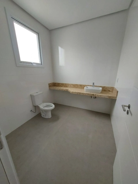 Linda Casa com Piscina no Condomínio Dubai!: 24ª foto da galeria de imagens do imóvel