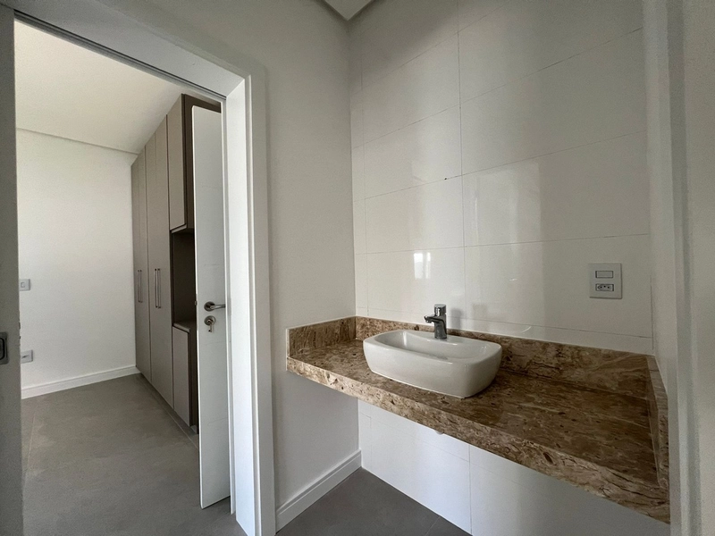 Linda Casa com Piscina no Condomínio Dubai!: 11ª foto da galeria de imagens do imóvel