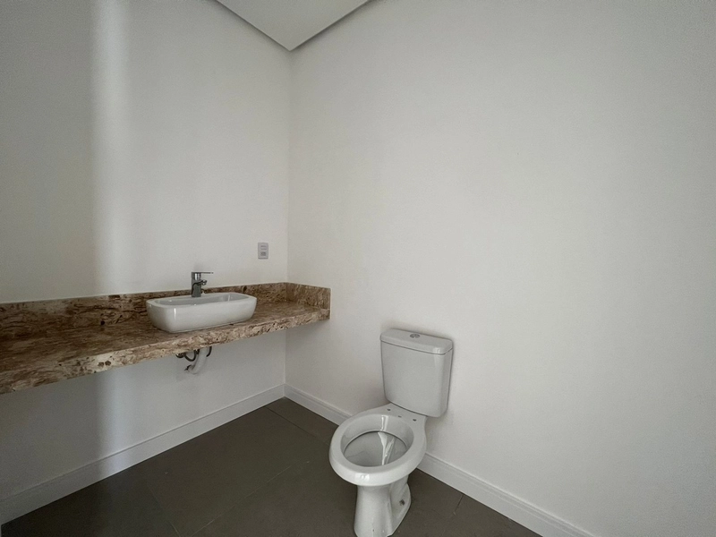 Linda Casa com Piscina no Condomínio Dubai!: 9ª foto da galeria de imagens do imóvel