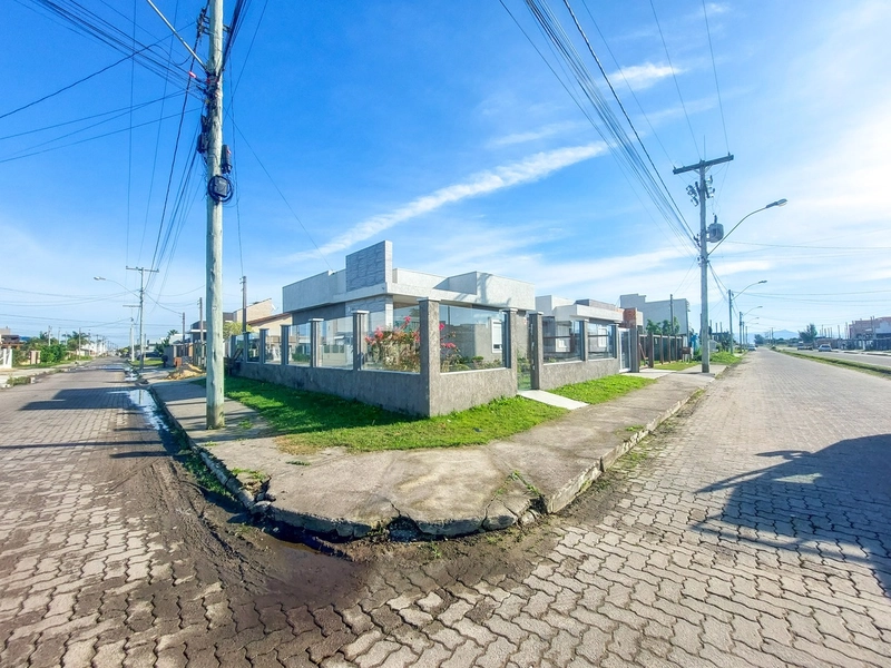 CASA DE ESQUINA NOVA GUARANI: 11ª foto da galeria de imagens do imóvel