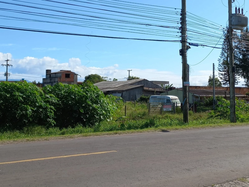 Lote esquina na Avenida Paraguassu!: 3ª foto da galeria de imagens do imóvel