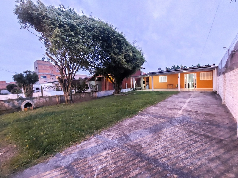 Excelente Casa em Ótima Localização !!!!!: 2ª foto da galeria de imagens do imóvel