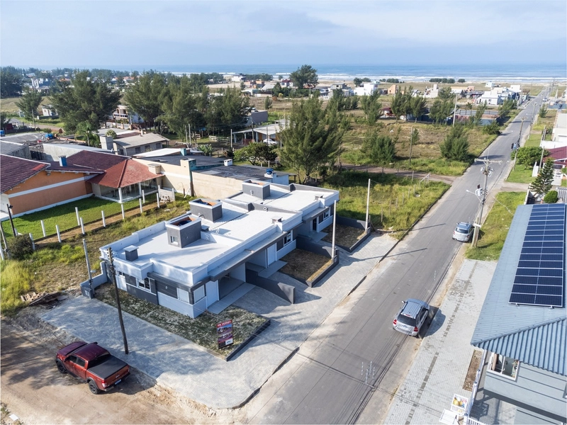 EXCELENTE CASA LOCALIZADA NO BAIRRO JARDIM BEIRA MAR!: 3ª foto da galeria de imagens do imóvel