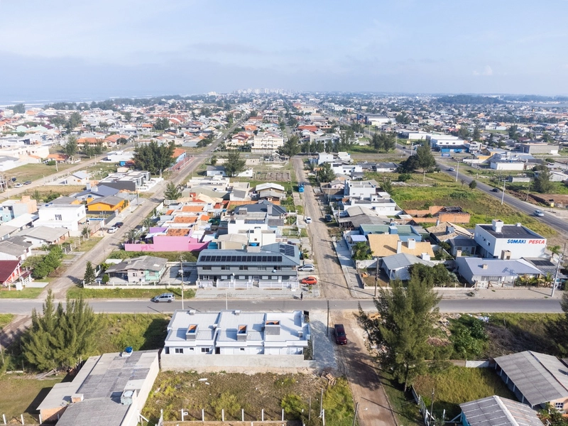 EXCELENTE CASA LOCALIZADA NO BAIRRO JARDIM BEIRA MAR!: 2ª foto da galeria de imagens do imóvel