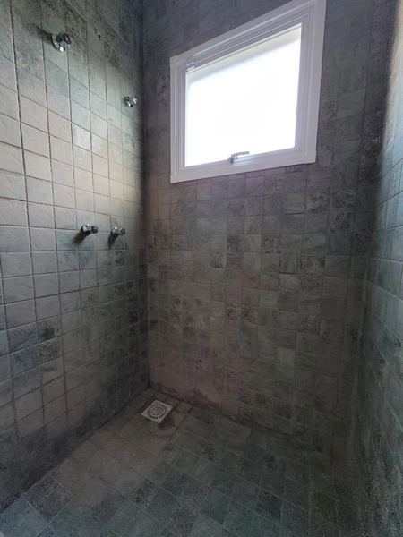CASA GEMINADA ACONCHEGANTE- JARDIM BEIRA MAR: 15ª foto da galeria de imagens do imóvel