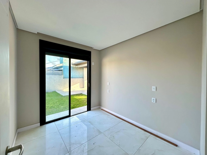CASA ESTILO CONDOMÍNIO FECHADO - 3 SUÍTES - PRÓXIMO AO MAR: 12ª foto da galeria de imagens do imóvel