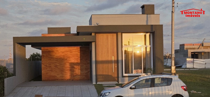 Linda Casa Beira Lago Condomínio Nova Xangrilá!: 2ª foto da galeria de imagens do imóvel