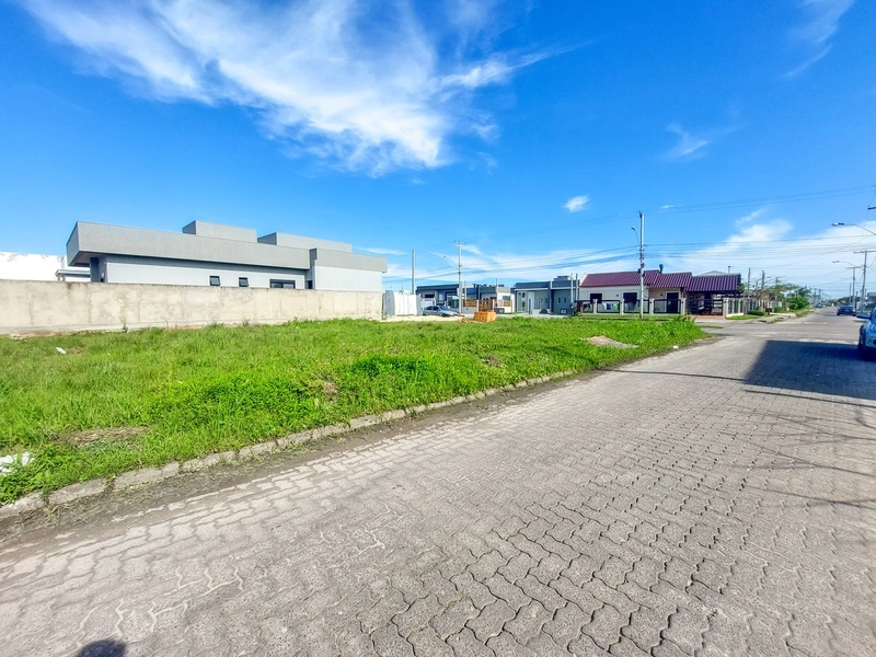 Terreno Esquina na Avenida - Loteamento Nova Guarani!: 6ª foto da galeria de imagens do imóvel