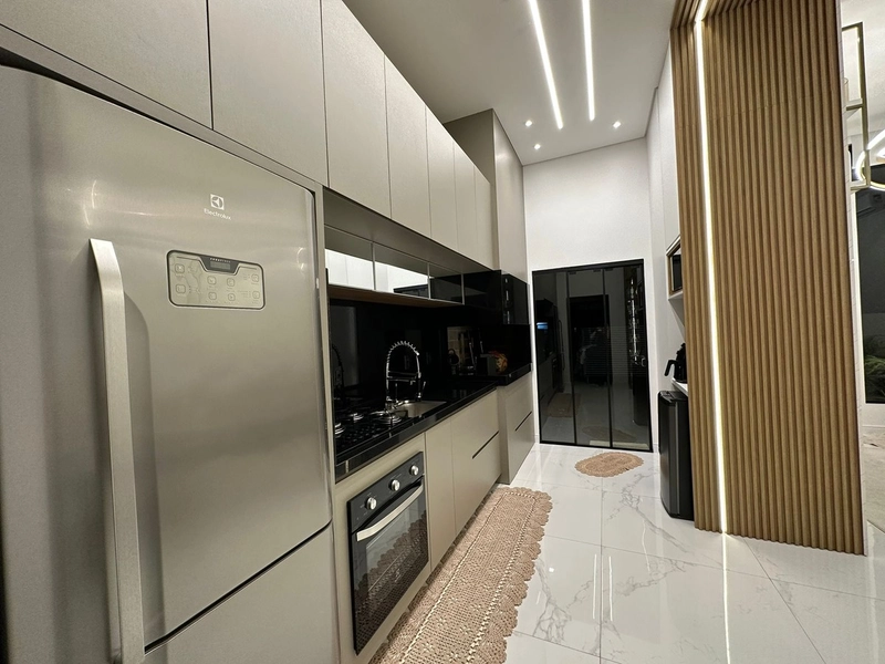 Casa mobiliada poucas quadras do mar: 9ª foto da galeria de imagens do imóvel