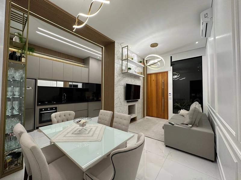 Casa mobiliada poucas quadras do mar: 8ª foto da galeria de imagens do imóvel