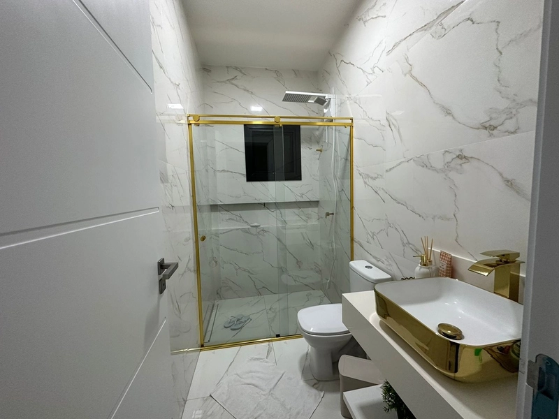 Casa mobiliada poucas quadras do mar: 13ª foto da galeria de imagens do imóvel