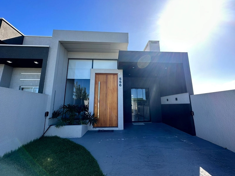 Casa mobiliada poucas quadras do mar: 4ª foto da galeria de imagens do imóvel