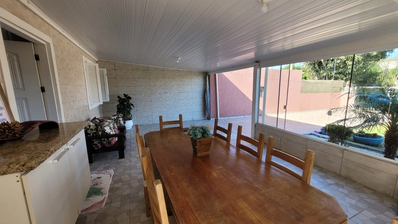 ÓTIMA CASA NO BAIRRO JARDIM BEIRA MAR!: 6ª foto da galeria de imagens do imóvel