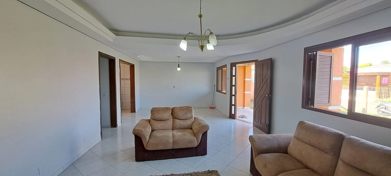 CASA BEM LOCALIZADA EM BAIRRO DE MORADORES!: 1ª foto da galeria de imagens do imóvel
