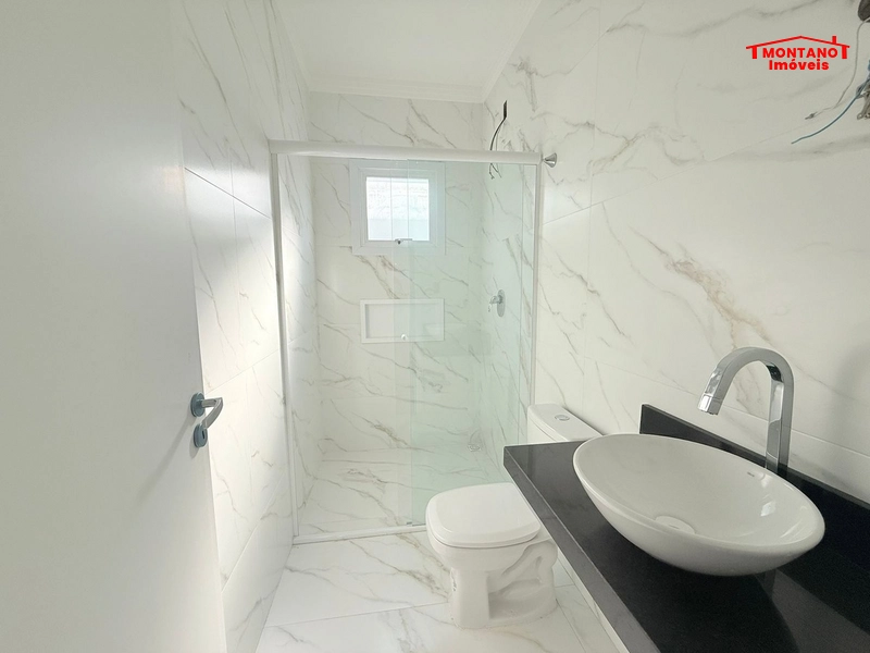 CASA COM 2 DORMITÓRIOS BEM LOCALIZADA !: 5ª foto da galeria de imagens do imóvel