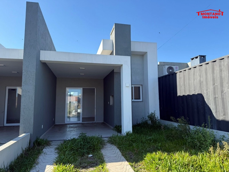 CASA COM 2 DORMITÓRIOS BEM LOCALIZADA !: 1ª foto da galeria de imagens do imóvel