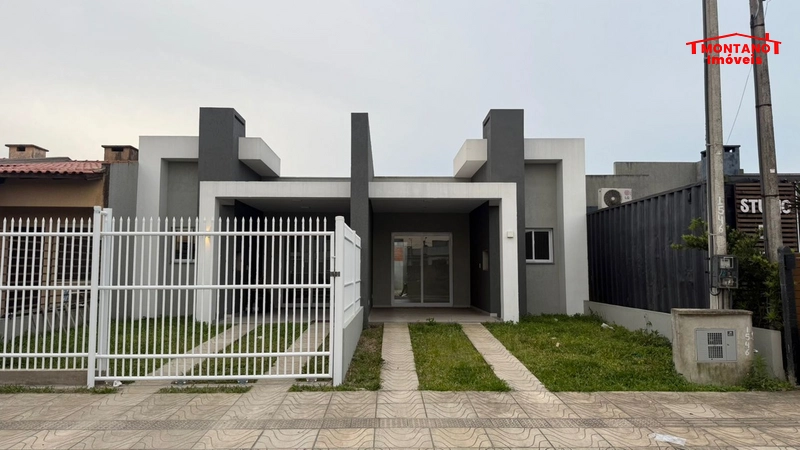 CASA COM 2 DORMITÓRIOS BEM LOCALIZADA !: 1ª foto da galeria de imagens do imóvel