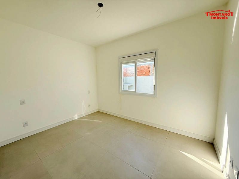 CASA COM 2 DORMITÓRIOS BEM LOCALIZADA !: 16ª foto da galeria de imagens do imóvel