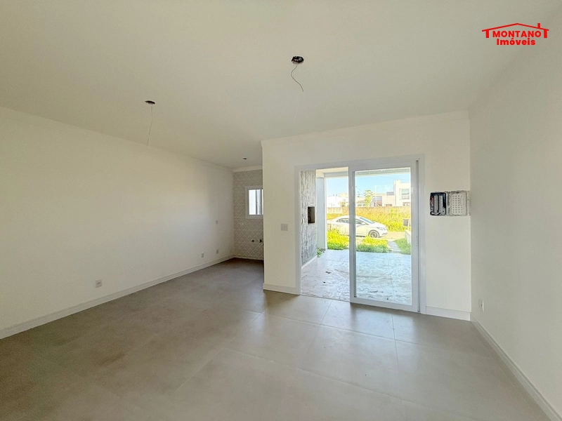 CASA COM 2 DORMITÓRIOS BEM LOCALIZADA !: 7ª foto da galeria de imagens do imóvel