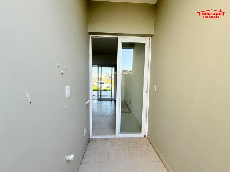 CASA COM 2 DORMITÓRIOS BEM LOCALIZADA !: 6ª foto da galeria de imagens do imóvel