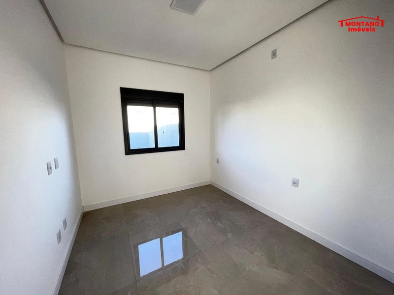 Charmosa casa geminada no Jardim Beira Mar!: 7ª foto da galeria de imagens do imóvel
