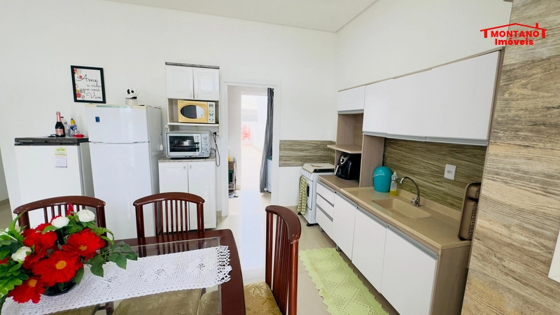 CASA BEM LOCALIZADA  COM  SUÍTE: 12ª foto da galeria de imagens do imóvel