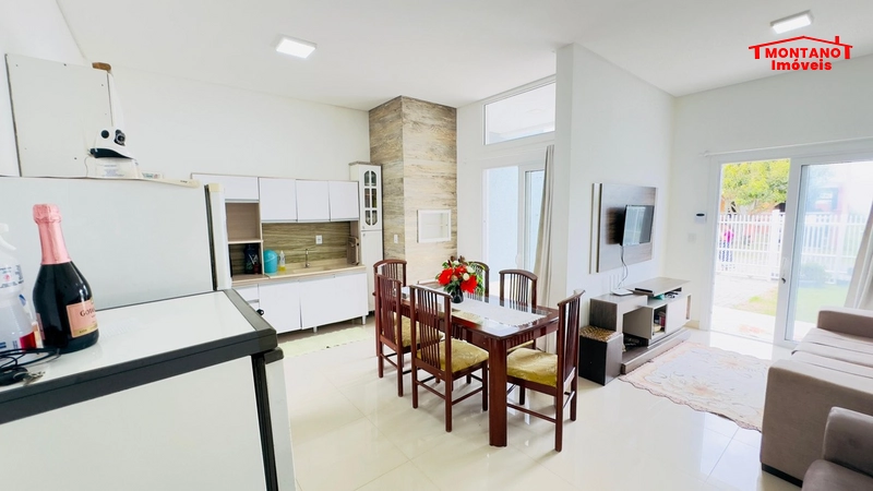 CASA BEM LOCALIZADA  COM  SUÍTE: 10ª foto da galeria de imagens do imóvel