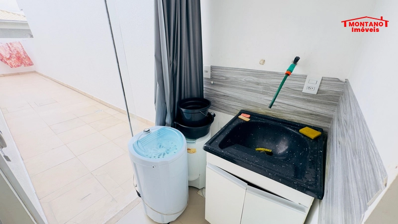 CASA BEM LOCALIZADA  COM  SUÍTE: 14ª foto da galeria de imagens do imóvel