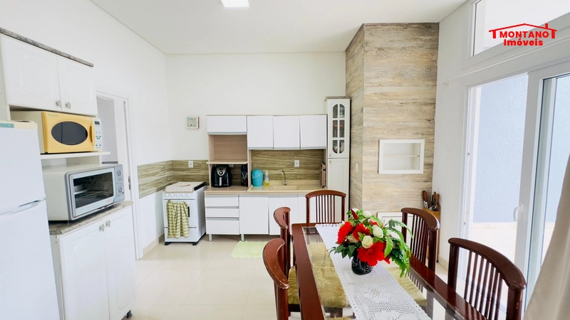 CASA BEM LOCALIZADA  COM  SUÍTE: 11ª foto da galeria de imagens do imóvel