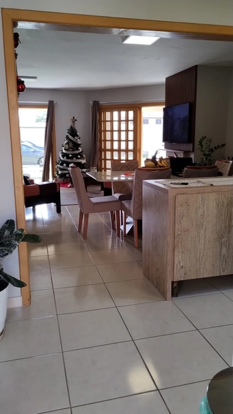 CASA À 3 QUADRAS DO MAR - 3 DORMITÓRIOS: 4ª foto da galeria de imagens do imóvel