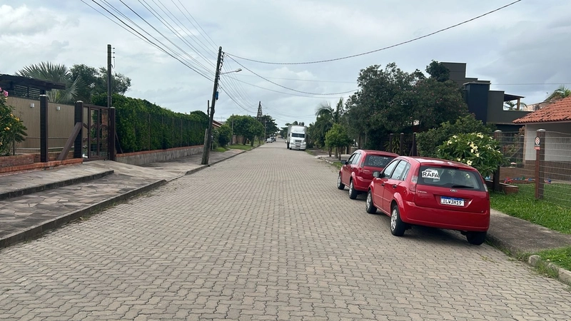 Terreno Na Zona Norte em Capão da Canoa: 2ª foto da galeria de imagens do imóvel