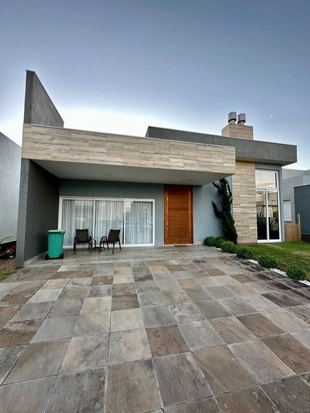 CASA MOBILIADA E DECORADA- DUBAI RESORT: 1ª foto da galeria de imagens do imóvel