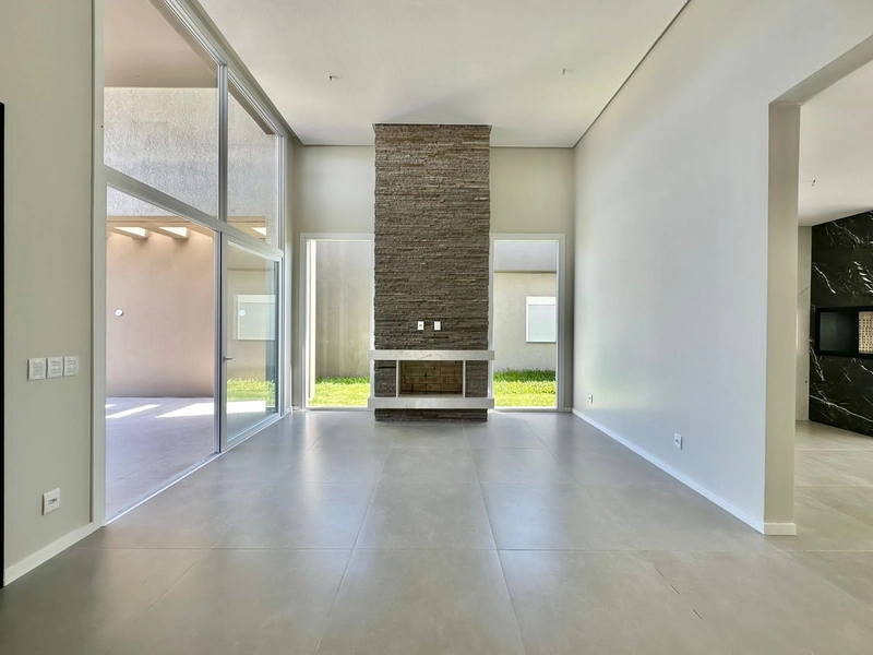 CASA NO DUBAÍ: 3ª foto da galeria de imagens do imóvel