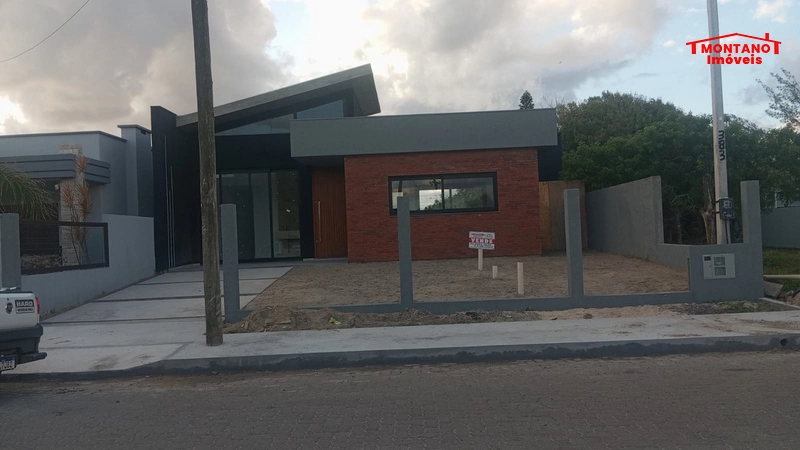 Casa Ampla Com Piscina - 2 Quadras Do Mar!: 37ª foto da galeria de imagens do imóvel