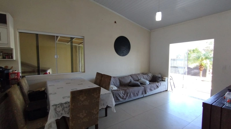 Casa bem localizada em Avenida - Próximo a Estrada do Mar: 6ª foto da galeria de imagens do imóvel