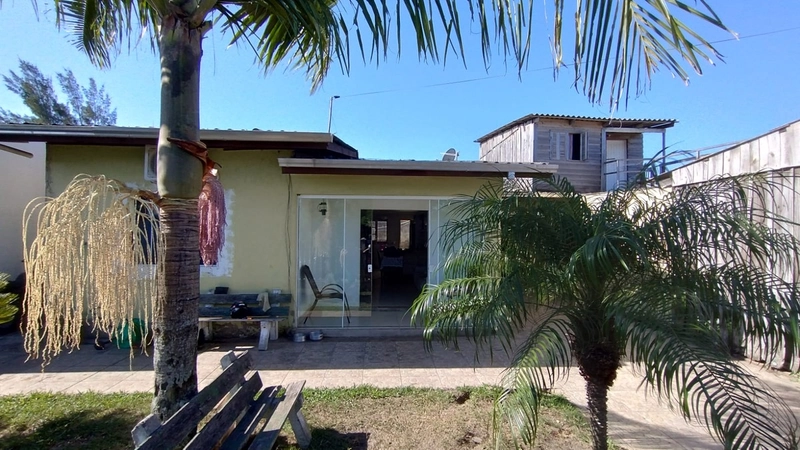 Casa bem localizada em Avenida - Próximo a Estrada do Mar: 1ª foto da galeria de imagens do imóvel