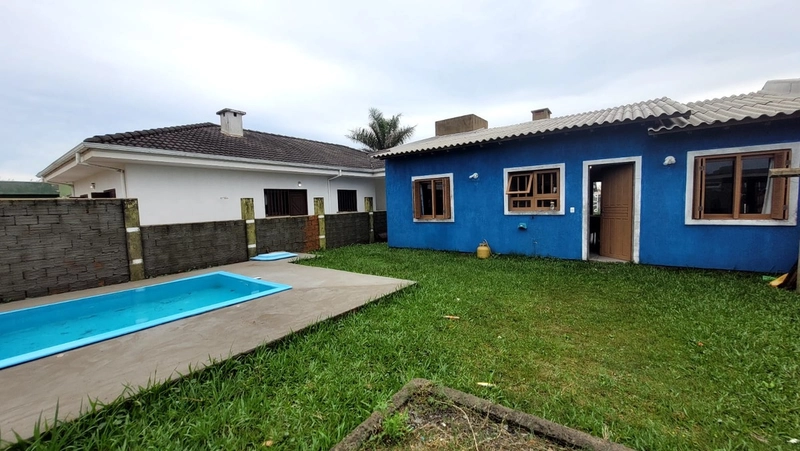 CASA A 2 QUADRAS DO MAR: 8ª foto da galeria de imagens do imóvel