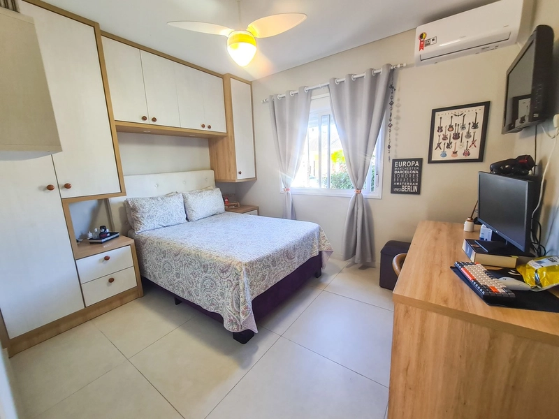 Linda Casa 2 Dorm c/ Suíte - Finamente Mobiliada: 8ª foto da galeria de imagens do imóvel