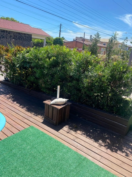Excelente Casa 4 Dormitórios com Piscina próximo ao Mar: 4ª foto da galeria de imagens do imóvel