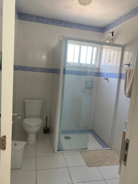 Excelente Casa 4 Dormitórios com Piscina próximo ao Mar: 27ª foto da galeria de imagens do imóvel