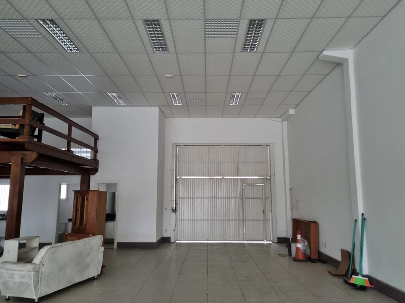 Amplo Pavilhão Bem Localizado Pronto para Uso em Capão da Canoa -RS: 20ª foto da galeria de imagens do imóvel