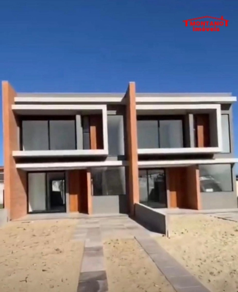 SOBRADO ALTO PADRÃO 3 SUÍTES - 3 QUADRAS DO MAR - NA ZONA NOVA/ CAPÃO