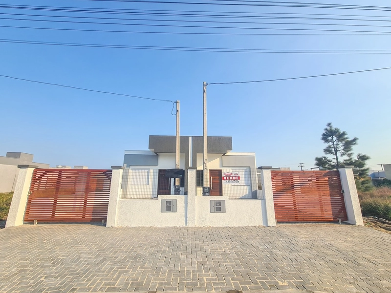 Excelente casa em ótima localização em capão da canoa!!!!: 2ª foto da galeria de imagens do imóvel