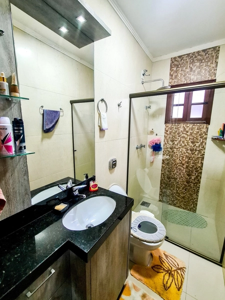 CASA ÓTIMA, MUITO BEM LOCALIZADA PERTO DO MAR, TODA MOBILIADA- GUARANI: 20ª foto da galeria de imagens do imóvel