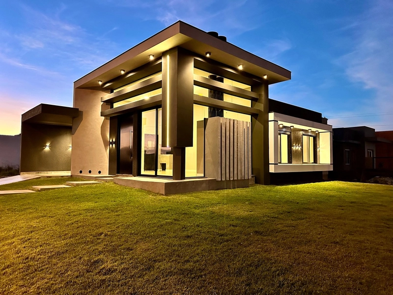CASA ESQUINA NOVA GUARANI: 1ª foto da galeria de imagens do imóvel