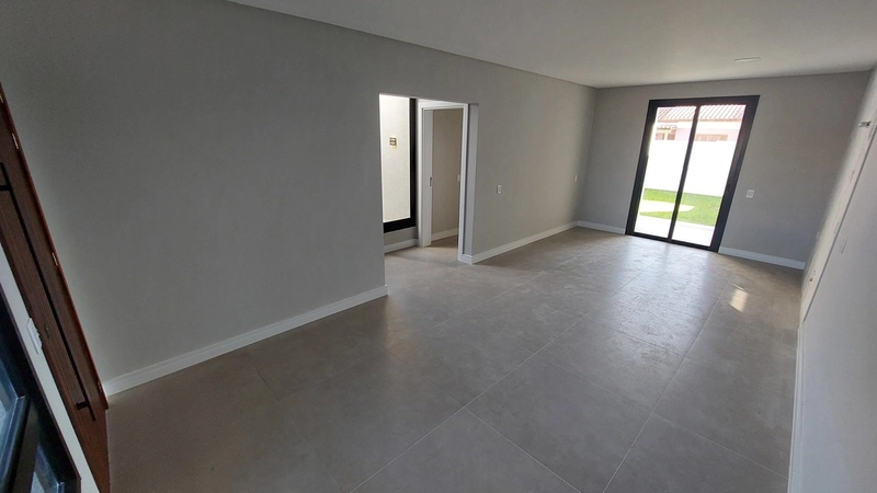 Linda Casa 2 Dormitórios na Avenida!: 3ª foto da galeria de imagens do imóvel